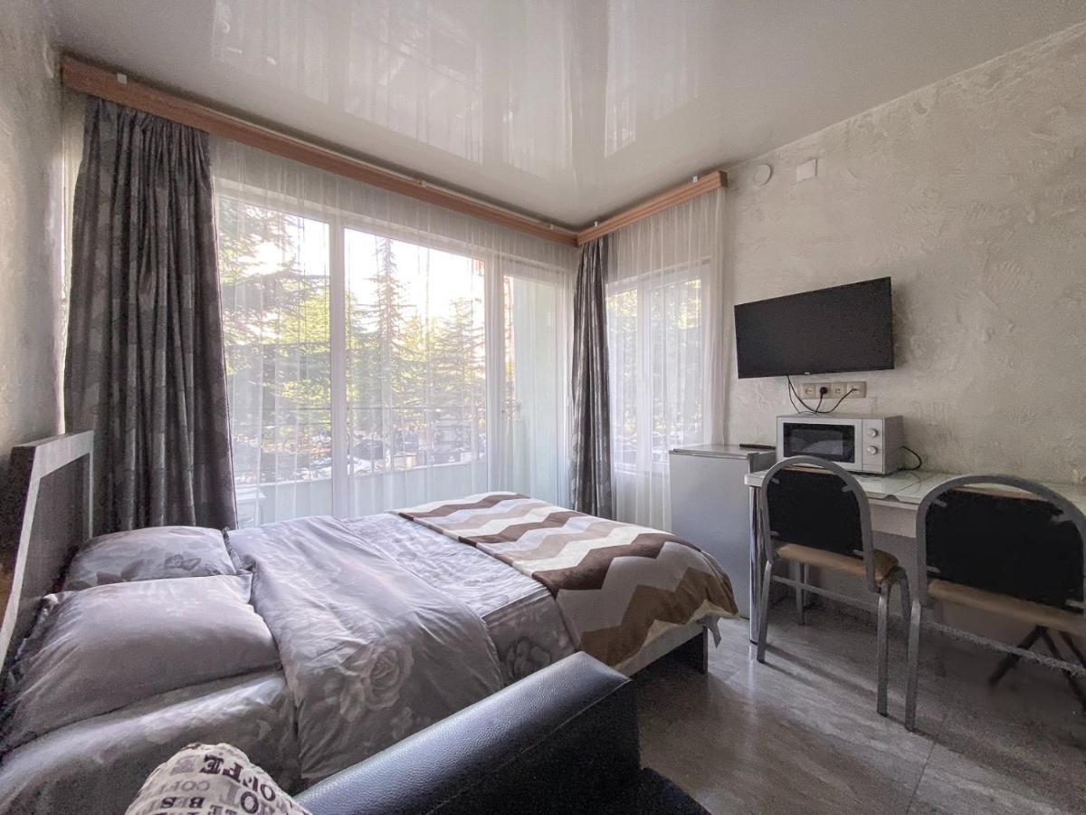 Apartment Studio Maksim Batumi Exterior foto